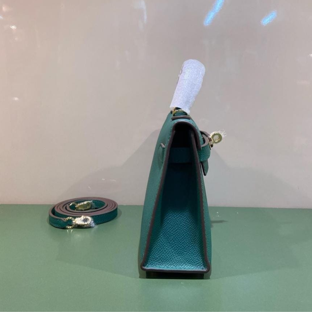 SAC HERMÈS KELLY 20 AVEC FERMOIRS DORÉS VERT