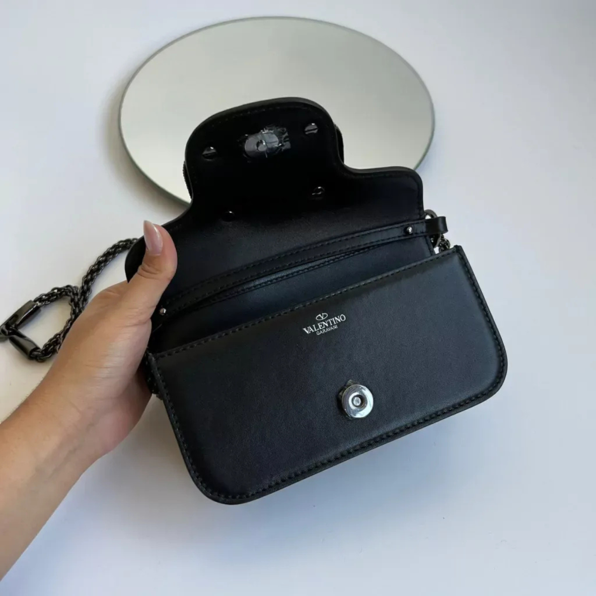 SAC À BANDOULIÈRE PETIT VALENTINO GARAVANI LOCÒ AVEC LOGICIEL BIJOU