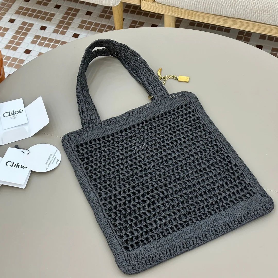 SAC BANANE D'ÉTÉ CHLOÉ EN RAFFIA