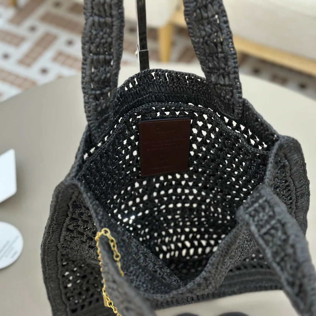 SAC BANANE D'ÉTÉ CHLOÉ EN RAFFIA