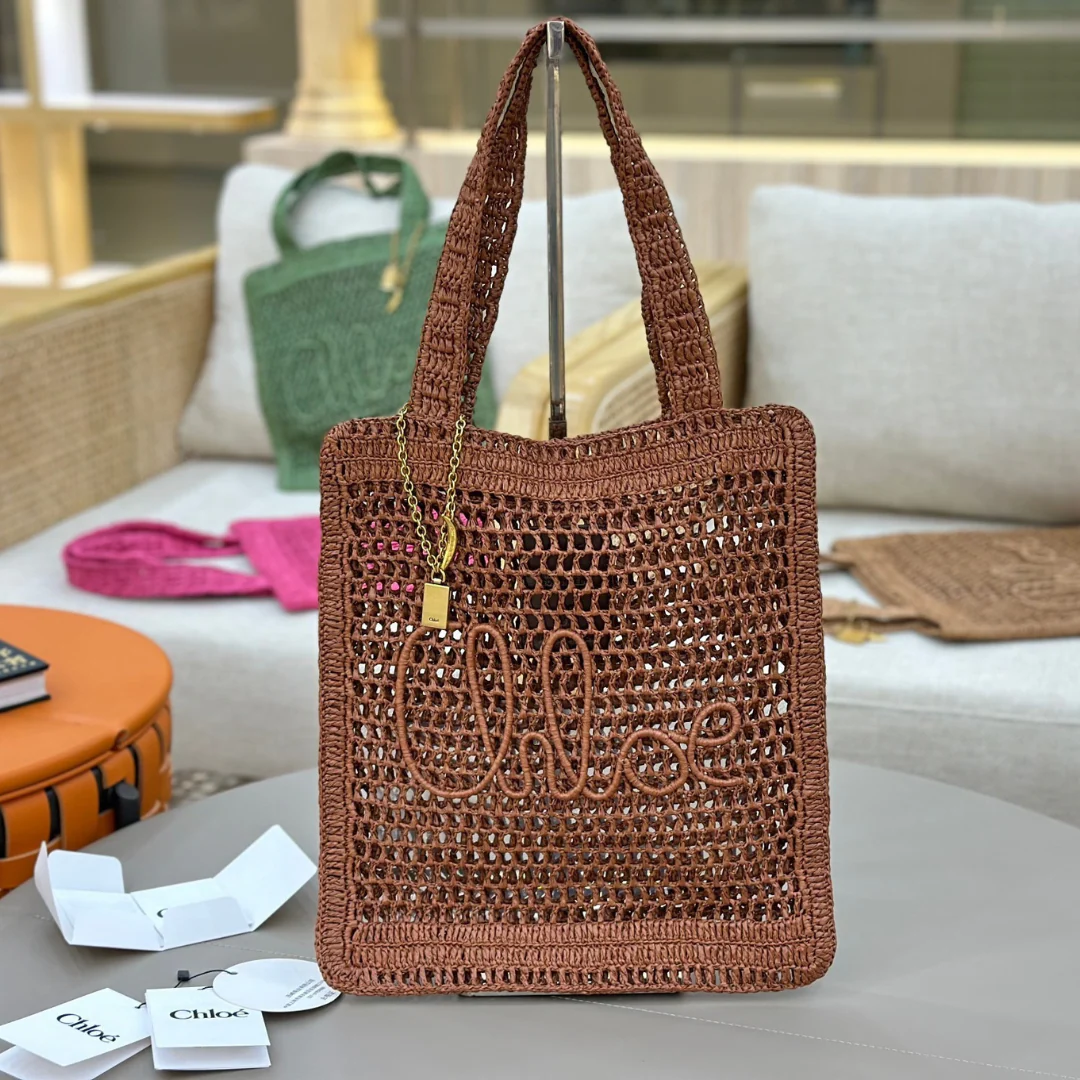 SAC BANANE D'ÉTÉ CHLOÉ EN RAFFIA