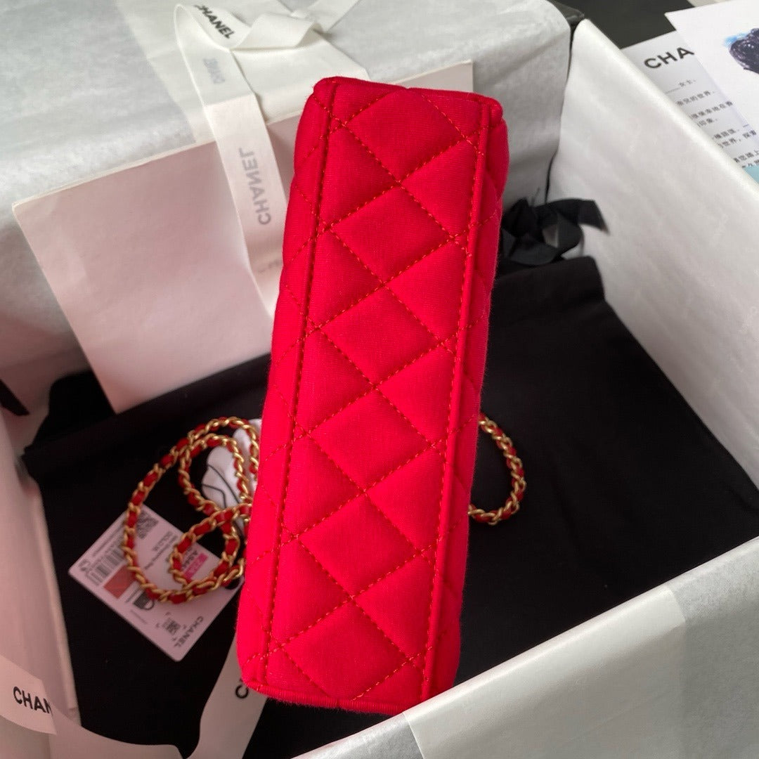 SAC À MAIN CHANEL MATELASSÉ EN TOILE ROUGE