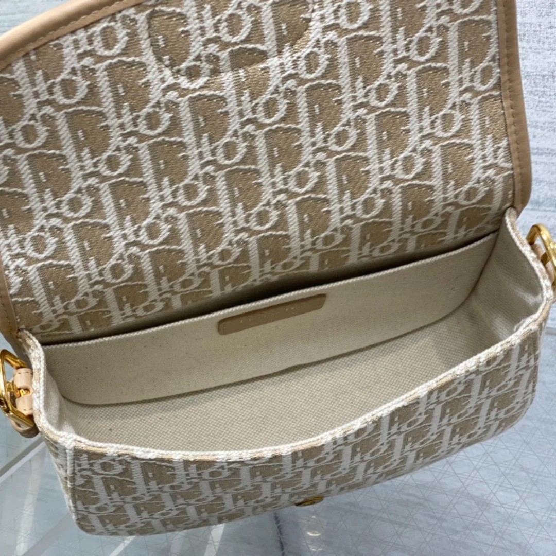 Sac Bobby moyen Dior