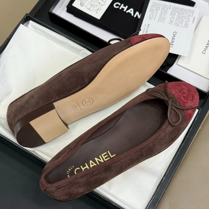 CHANEL 25 CAVIAR DE BORDEAUX ET ENSEMBLE DE BALLERINES