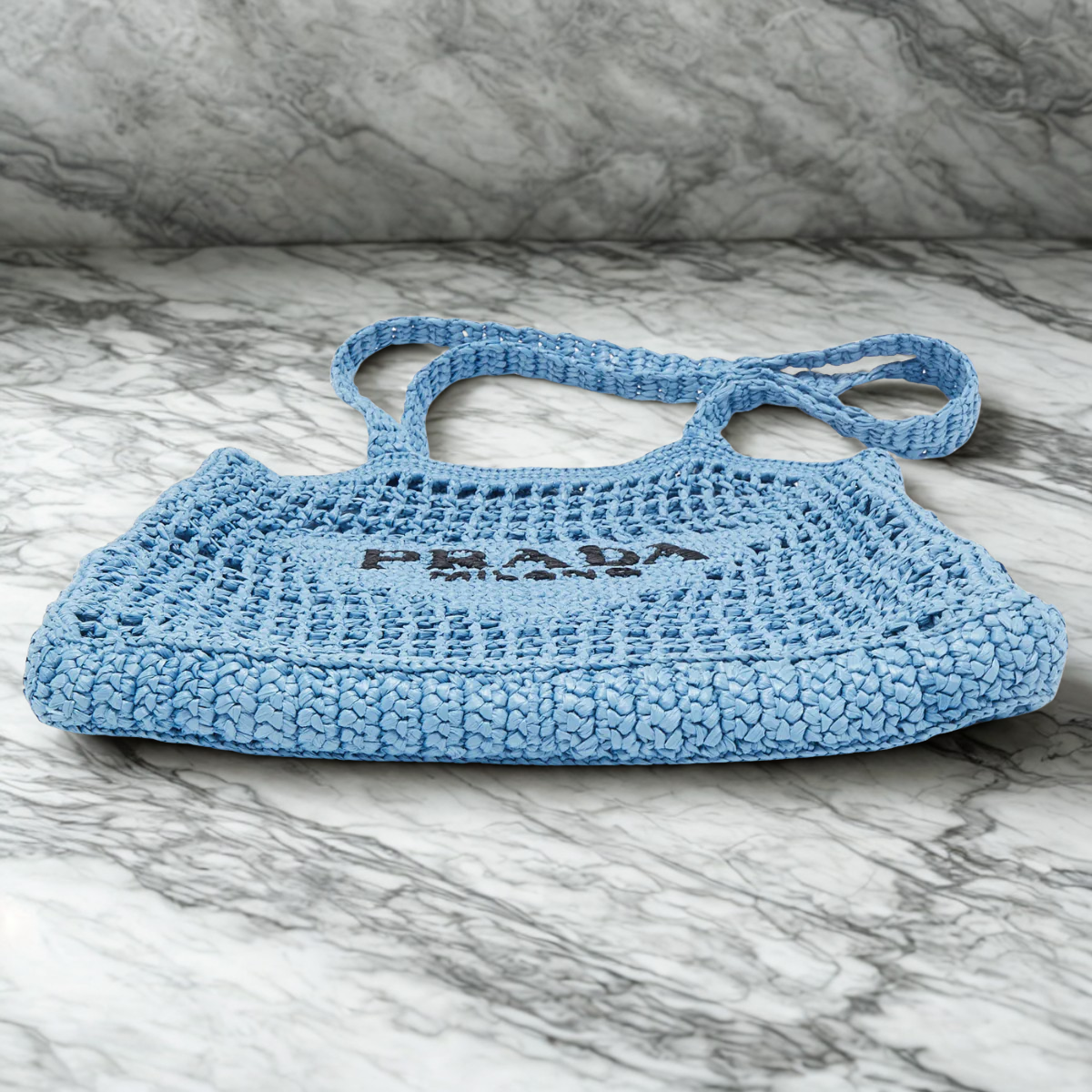 Sac cabas Prada en raphia avec logo tissé – bleu