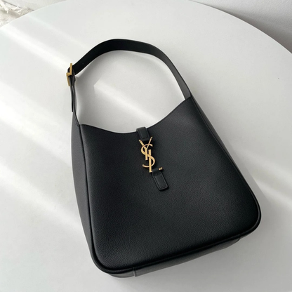 YVES SAINT LAURENT LE 5 À 7 BEA – SAC EN CUIR GRAINÉ