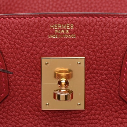 Sac Hermès Birkin 30 rouge avec finitions dorées