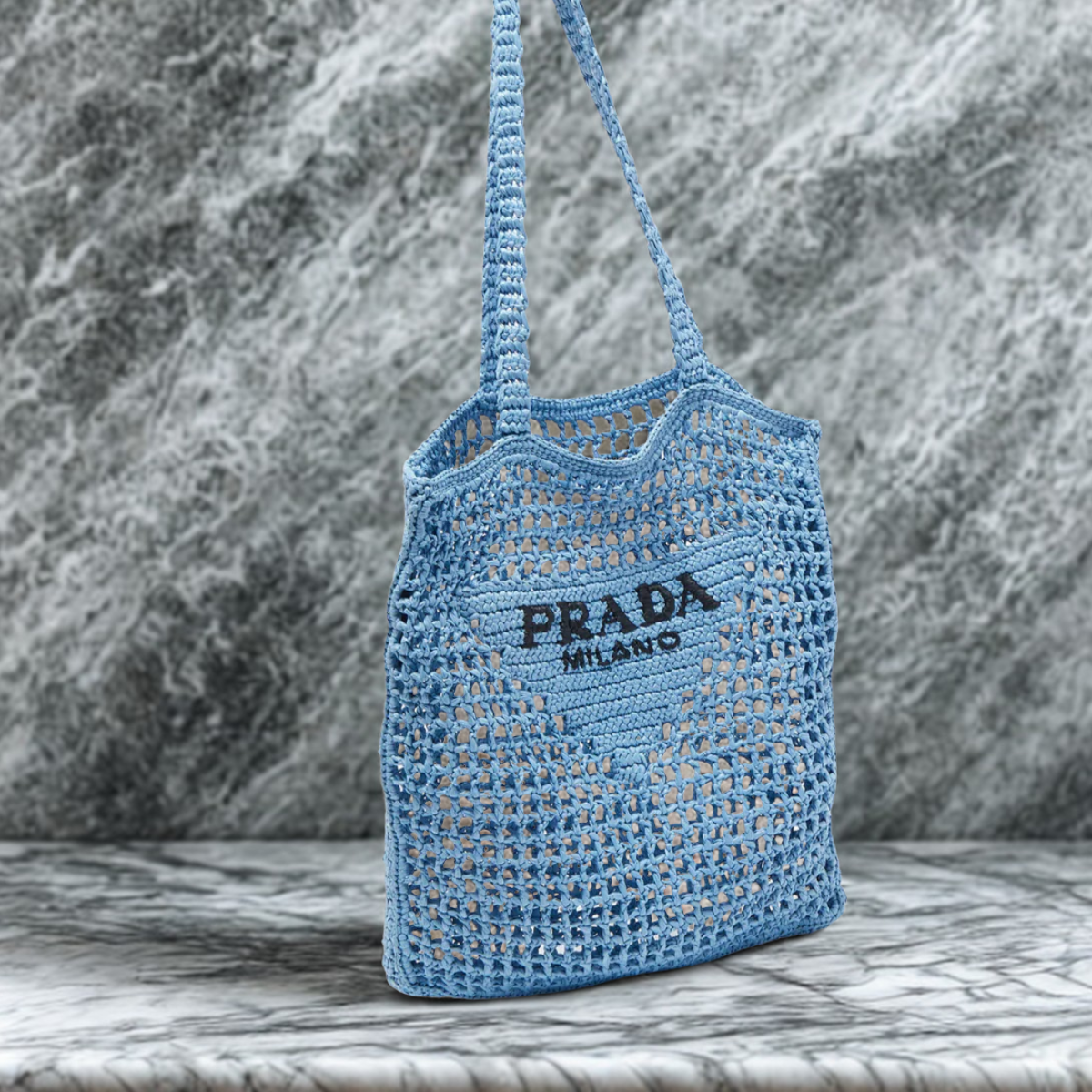 Sac cabas Prada en raphia avec logo tissé – bleu