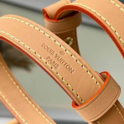 LOUIS VUITTON – SAC À BÉBÉ COOKIE