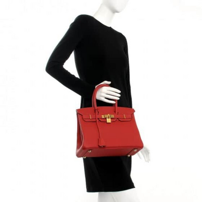 Sac Hermès Birkin 30 rouge avec finitions dorées