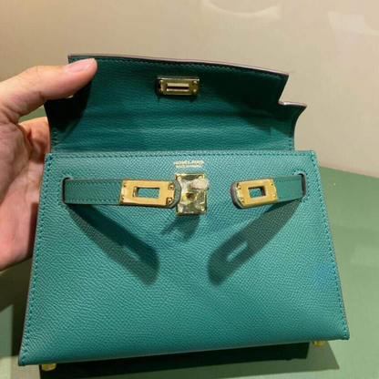 SAC HERMÈS KELLY 20 AVEC FERMOIRS DORÉS VERT
