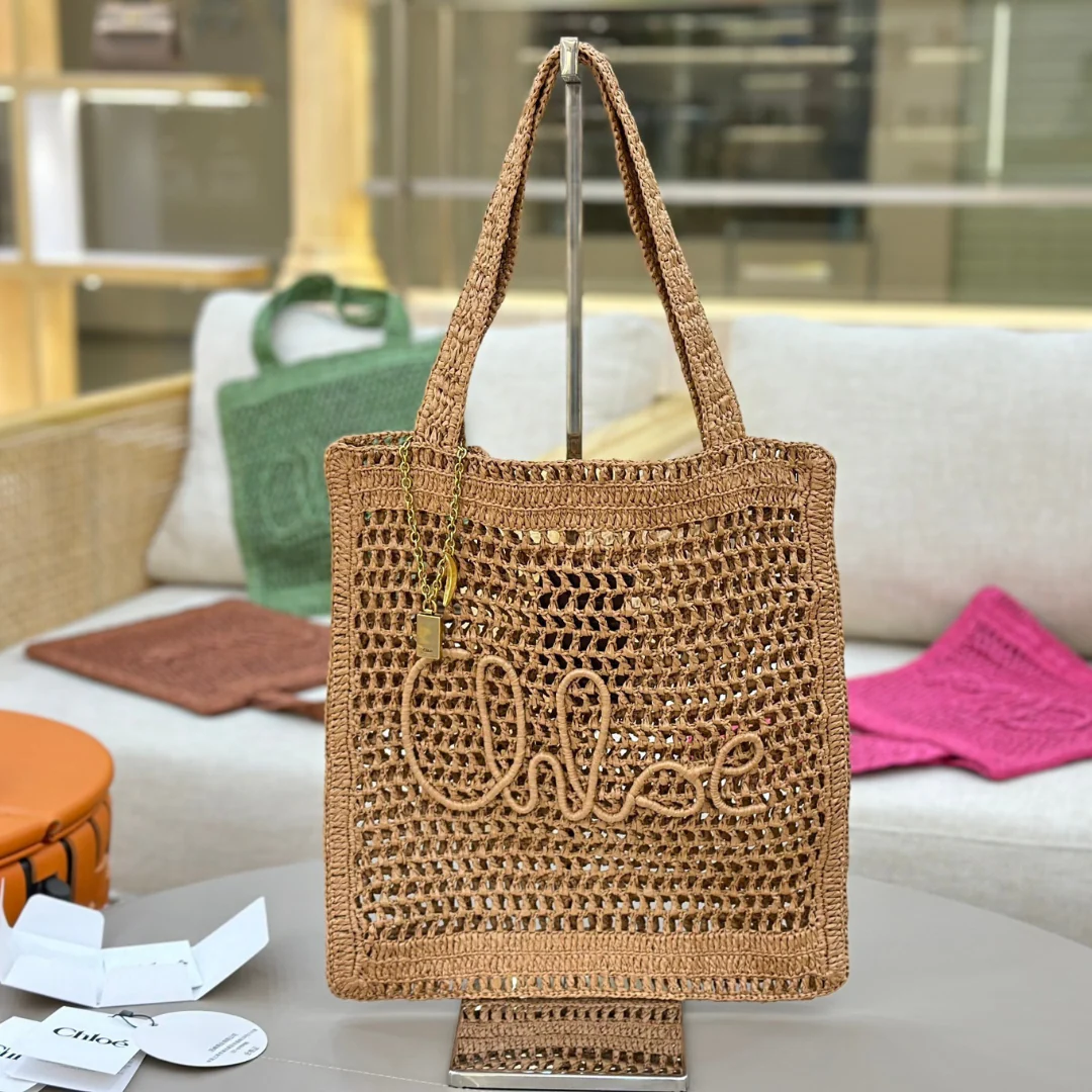 SAC BANANE D'ÉTÉ CHLOÉ EN RAFFIA