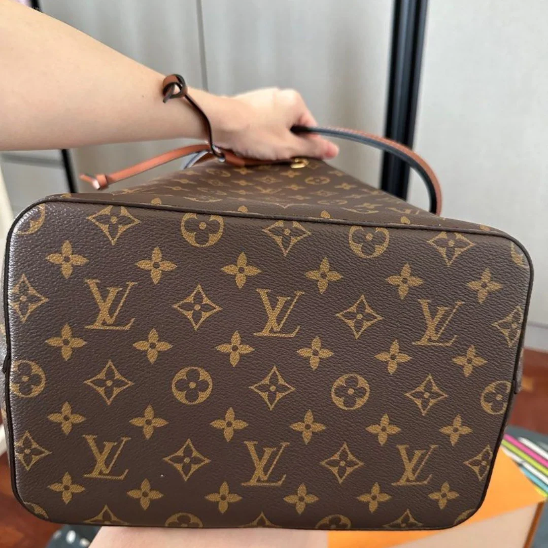 SAC NÉONOÉ MM PAR LOUIS VUITTON