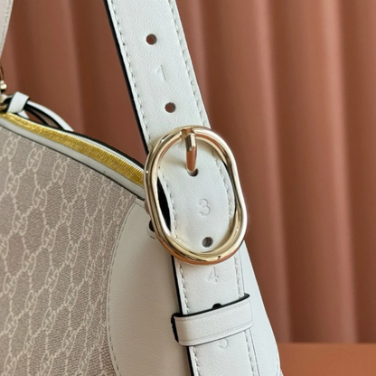 PETIT SAC À BANDOULIÈRE AVEC EMBLÈME GG